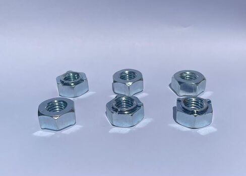 100 Tuercas Hexagonal con 3 Proyecciones Nut Weld 8T3490 - M10 x 1.5، Acero Carbonado in Saudi Arabia
