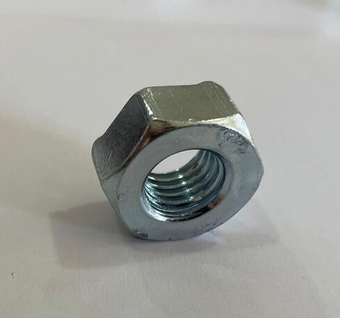 100 Tuercas Hexagonal con 3 Proyecciones Nut Weld 8T3490 - M10 x 1.5، Acero Carbonado in Saudi Arabia