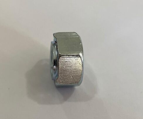 100 Tuercas Hexagonal con 3 Proyecciones Nut Weld 8T3490 - M10 x 1.5، Acero Carbonado in Saudi Arabia