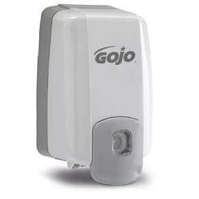 موزع صابون GOJO NXT ذو سعة قصوى على شكل دفع، رمادي داكن، لعبوات صابون الاستحمام أو الغسول GOJO NXT سعة 2000 مل (عبوة من قطعة واحدة) - 2230-08 in Kuwait