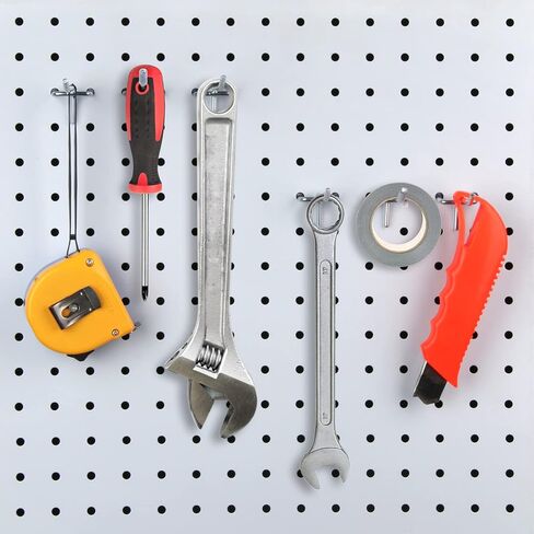 خطافات BetzFord Pegboard، 4 بوصات، 50 خطافًا قويًا مع 150 قفلًا/غطاء ربطًا للوحة ربط 1/4 بوصة و1/8 بوصة، شماعة معدنية للمرآب وغرفة الحرف اليدوية والمتجر، لن تسقط in Kuwait