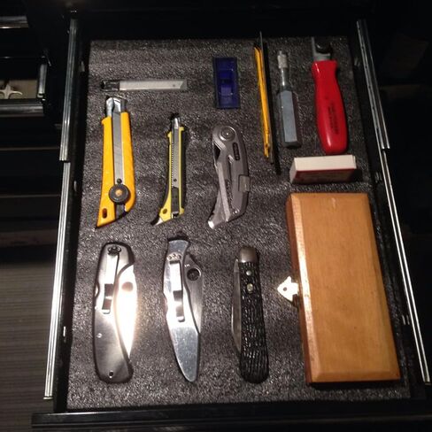 4 قطع من ألواح إسفنج البولي يوريثين مقاس 15.7 × 11.8 × 0.98 بوصة وسادات إسفنجية من البولي يوريثين قابلة للقطع - وسادات إسفنجية للتعبئة لتخزين صندوق الأدوات والحرف اليدوية (4) in Kuwait