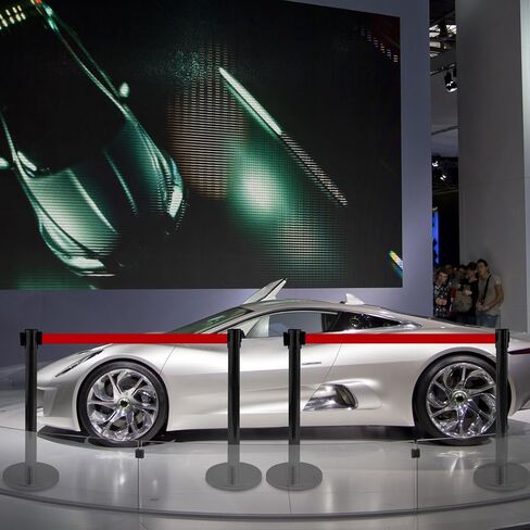 Ferraycle 8 مجموعات من الدعامات مع أحزمة قابلة للسحب بطول 6.6 قدم من الفولاذ المقاوم للصدأ للتحكم في الحشود، فواصل خط حاجز حزام قابل للسحب لعمود خط طابور الحشود، سهلة التجميع (أحمر أسود) in Kuwait