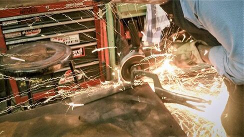 ماكيتا 10 عبوات - عجلات مقطوعة للمطاحن مقاس 4.5 بوصة - قطع شديد العدوانية للفولاذ المقاوم للصدأ والمعادن - 4-1/2 بوصة × .045 بوصة × 7/8 بوصة in Kuwait