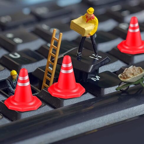 لعبة مخروطية الشكل على شكل طرق مرور 30 قطعة من شركة تول دومي للعب التظاهري بمكعبات طرق محاكاة علامات المرور على الزحام، مخروط مصغرة للبناء الهندسي على الطاولة الرملية. in Kuwait