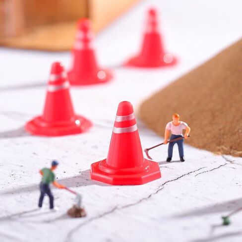 لعبة مخروطية الشكل على شكل طرق مرور 30 قطعة من شركة تول دومي للعب التظاهري بمكعبات طرق محاكاة علامات المرور على الزحام، مخروط مصغرة للبناء الهندسي على الطاولة الرملية. in Kuwait