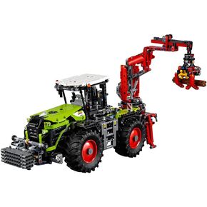 LEGO Technic 42054 CLAAS XERION 5000 TRAC VC Building Kit (1977 Piece) in Saudi Arabia