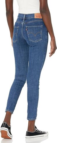 بنطلون جينز نسائي ضيق 311 من Levi's (قياسي وإضافي) in Kuwait