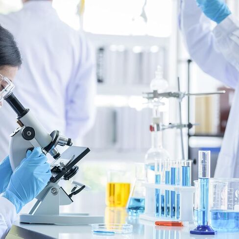 مجموعة أسطوانة قياس 4 في 1 من يوكيف، مجموعة أسطوانات بلاستيكية متدرجة، متعددة الأغراض، رائعة للاستخدام في المنزل، مختبر العلوم، (أبيض شفاف، 10 مل 25 مل 50 مل 100 مل) in Kuwait