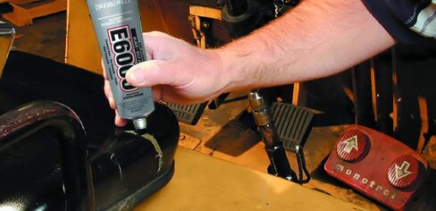 Eclectic Products 230031 3.7 oz. E6000 Medium Viscosity Industrial Strength Adhesive, Black in Kuwait