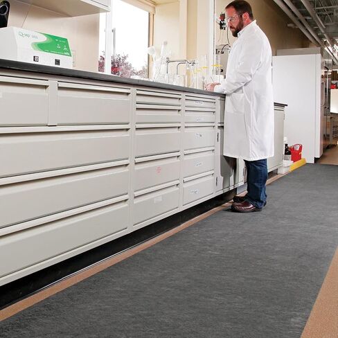 New Pig Grippy Floor Mat Industrial Entrance Mat with Adhesive Backing 3' x 100' Mat Runner Gray GRP36200-GY in Kuwait