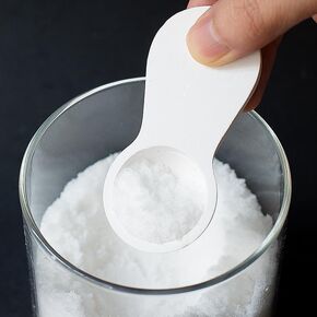 Selegna Mini Desiccant Spoon, Diatomaceous Earth Moisture Absorbers for Food Storage, Tiny Humidity Absorber Spoon for Spice Jars, Salt, Coffee Storage Container, Reusable Moisture Control in Saudi Arabia