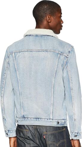 سائق شاحنة شيربا من النوع الثالث من Levi's للرجال in Kuwait