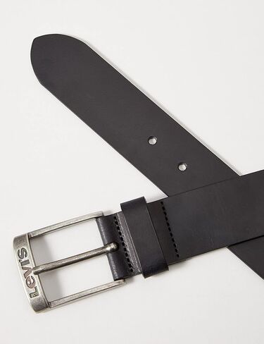 Levis New Duncan Leather Belt in Kuwait