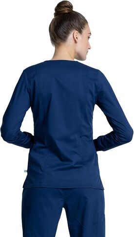 ملابس نسائية من Cherokee Scrubs Top Workwear Revolution Tech بأكمام طويلة ورقبة على شكل حرف V WW855AB in Saudi Arabia