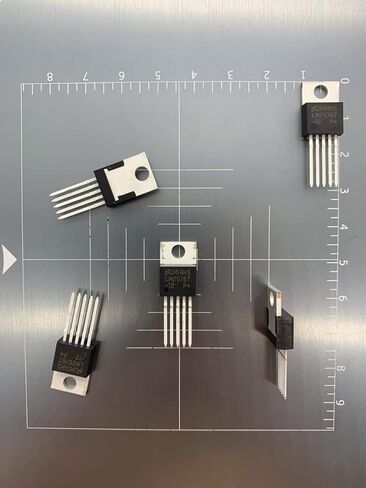 10Pcs L7912 L7912CV LM7912 7912 Linear Regulator 12V 1.5A Negative TO-220 Voltage Regulator in Saudi Arabia