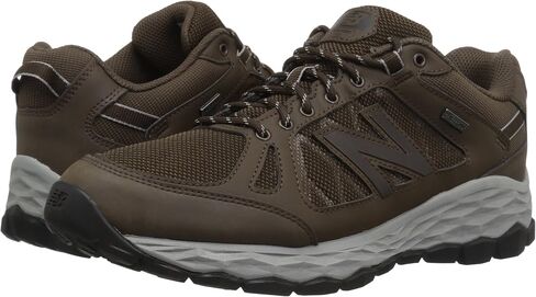 حذاء المشي الرجالي الجديد 13501 من New Balance من الفوم D US in Kuwait