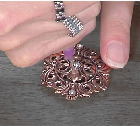 The Beadsmith Glue Syringes - CrystalFX - 4 Syringes, 4 Tips and 2 caps - Use with Thick Viscosity Glues - Precision Adhesive for Attaching Crystals, Rhinestones, Flat Back Stones, Gems & JewelsH in Kuwait