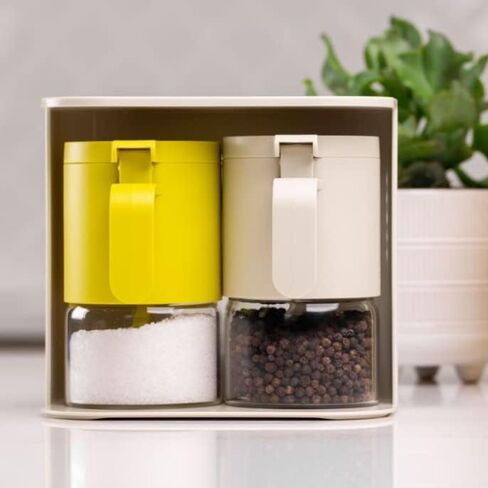 برطمانات توابل زجاجية من زوتي، حاويات توابل مع ملاعق، مجموعة من زجاجتين توابل سعة 10 أونصة/300 مل، برطمانات تخزين توابل صغيرة مع أغطية فلابر للملح والسكر والفلفل والفلفل الحار في المطبخ in Kuwait