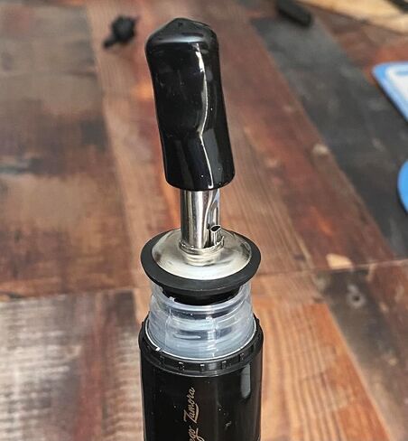 Tequila Spout by Pure Pour with Cover - Leak-proof Liquor Pourer for Fluted Liquor Bottles like Patron & Don Julio - Made in the USA (1 Pack) in Kuwait