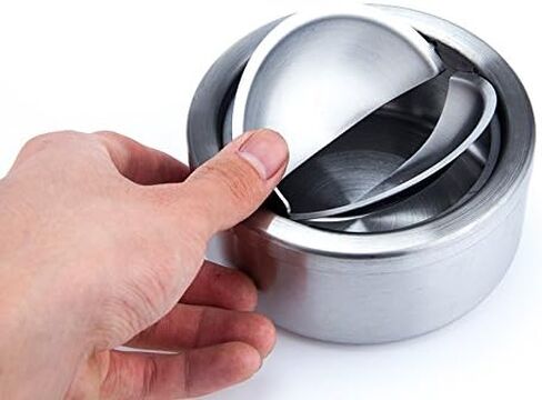 Zaoniy Stainless Steel Ashtray with lid, Cigarette Ashtray for Indoor or Outdoor Use, Ash Holder for Smokers, Desktop Smoking Ash Tray for Home Office Decoration in Saudi Arabia