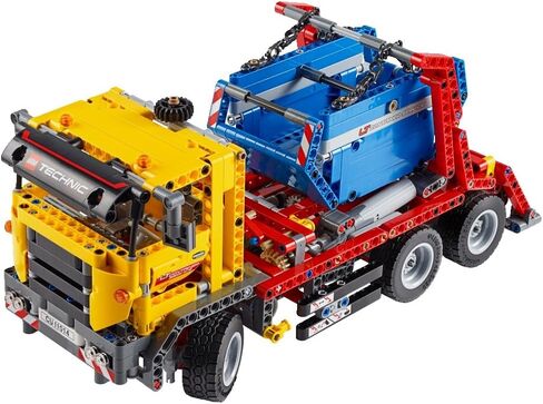 LEGO Technic 42024 Container Truck in Saudi Arabia