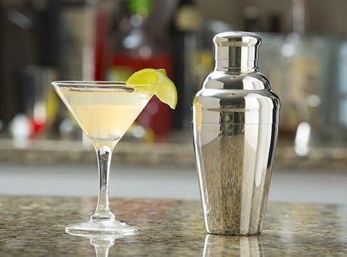 TableCraft 3-Piece Stainless Steel Cocktail Shaker, 24-Ounce in Saudi Arabia