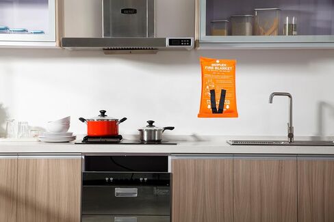 BSTFLEX بطانية حريق للمطبخ، بطانية حريق للطوارئ، غطاء أمان للبقاء على قيد الحياة في حالات الطوارئ للمطبخ، المدفأة، المستودع، الشواية، السيارة، المكتب، بطانية من الألياف الزجاجية 39 × 39 بوصة، 4 عبوات in Kuwait