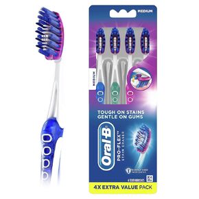 Oral-B Pro-Flex Stain Eraser Manual Toothbrush, Medium, 4 Count in Saudi Arabia
