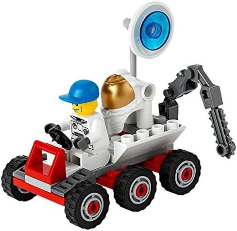 LEGO Space Moon Buggy 3365 in Saudi Arabia