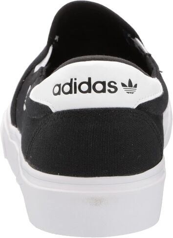 حذاء رياضي Adidas للجنسين للبالغين من الجنسين in Kuwait