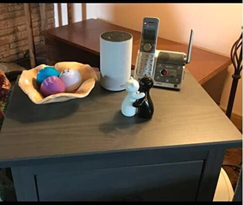 Cat Salt and Pepper Shakers, Cute Hugging Cat Couple Set, White & Black Set, Easy to Refill & Dispense (Seasoning & Spice) - Perfect for Gift, S1 in Saudi Arabia