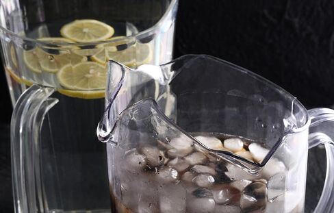 New Star Foodservice 46106 Resturant-Grade Polycarbonate Plastic Water Pitcher, 60 oz, Clear in Saudi Arabia