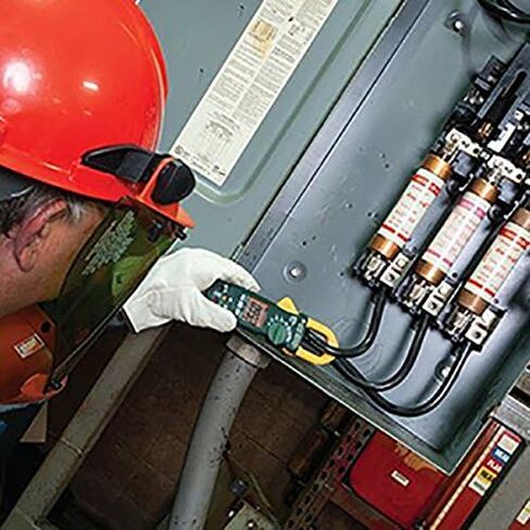 Greenlee CMI-600-C Industrial True RMS Clamp Meter, Calibrated, AC/DC, 600-Amp in Saudi Arabia
