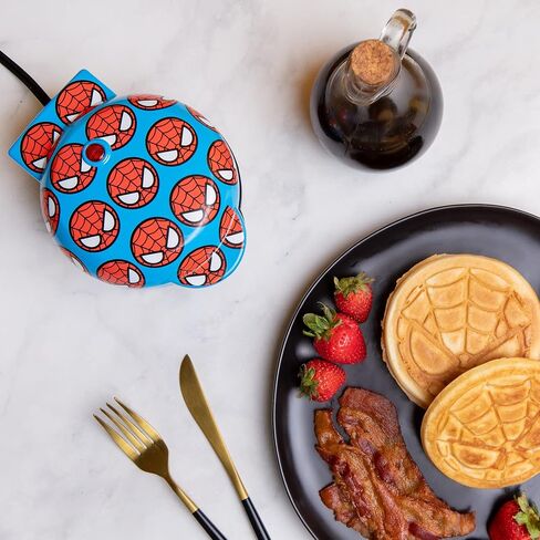 Uncanny Brands Marvel Spider-Man Mini Waffle Maker - Marvel Kitchen Appliance in Saudi Arabia
