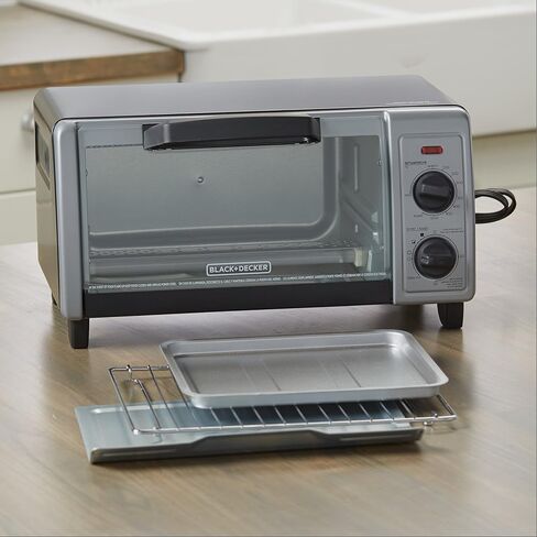 BLACK+DECKER 4-Slice Toaster Oven with Easy Controls, Stainless Steel, TO1705SB,Medium in Saudi Arabia