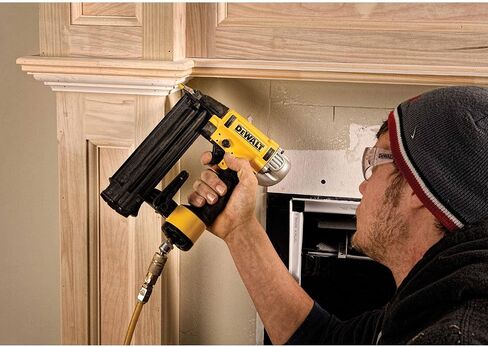 DeWalt 18 Gauge Precision Point Brad Nailer (DWFP12233 ) in Kuwait