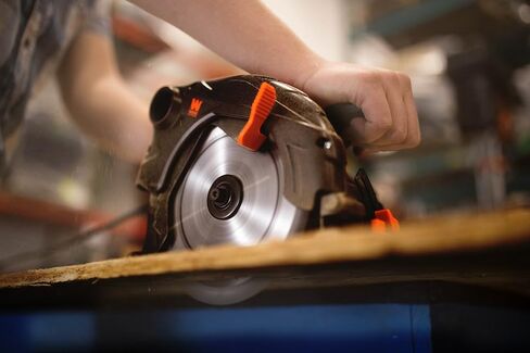 WEN Cordless Circular Saw, 6.5-Inch Blade with 20V Max 4.0 Ah Lithium-Ion Battery and Charger (20625) in Saudi Arabia