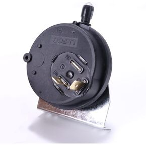 ليفو مفتاح ضغط لسخان المياه LF31، مفتاح ضغط الهواء لفتحة التهوية والتهوية وتكييف الهواء، مفتاح ضغط تفاضلي قابل للتعديل 75 انش مرحاض in Kuwait