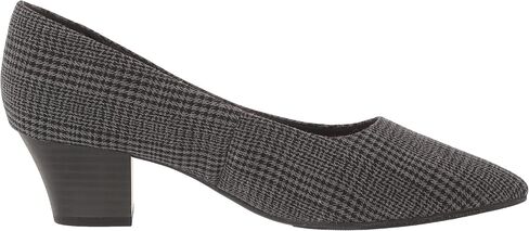 Clarks Women's Teresa Step Pump in Kuwait