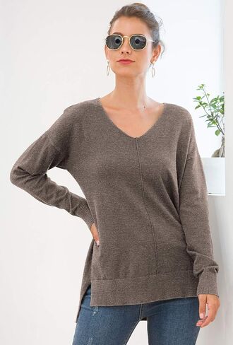 Jouica Womens Summer Short Sleeve Tops Casual V Neck Loose Fit Knit Lightweight Sweater Pullover Top in Kuwait