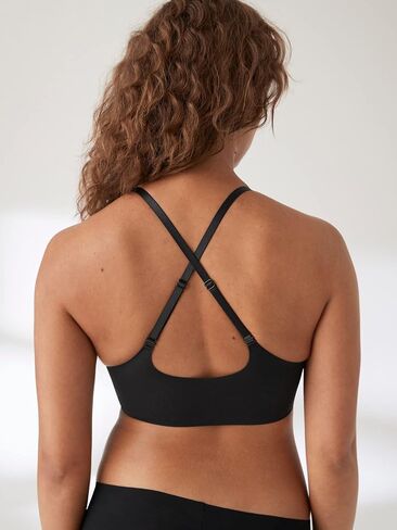 True & Co Women's True Body Boost Triangle Convertible Strap Bra in Saudi Arabia