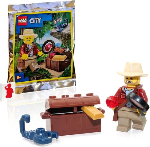 لعبة LEGO City Jungle Explorer مع قبعة فيدورا وصدر كنز وعقرب (إصدار محدود) in Saudi Arabia
