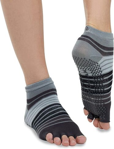 Gaiam المرأة بدون أصابع in Kuwait