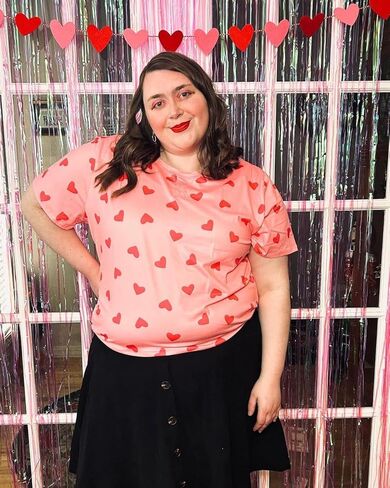 RITERA Plus Size Basic Versatile Stretchy Elastic Waist Flared Casual Mini Skater Skirt/Pleated Plaid Skirt for Women XL-5XL in Kuwait