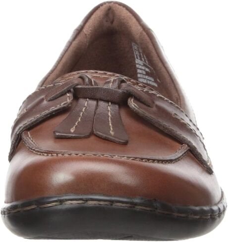 حذاء Clarks النسائي من Ashland Bubble Loafer in Kuwait