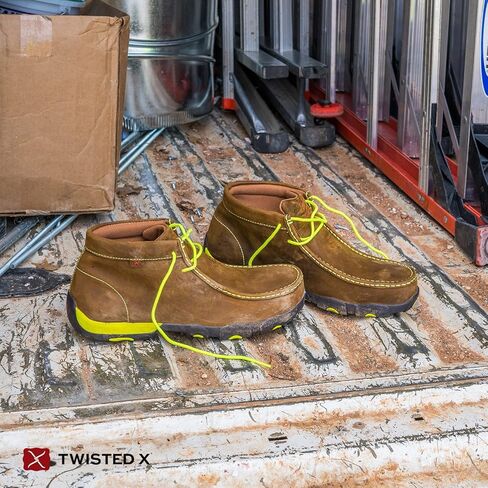 الملتوية X الرجال العمل الصلب اصبع القدم Chukka القيادة Moc in Kuwait