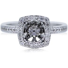 18k White Gold Diamond Halo Set Engagement Ring Mounting in Kuwait