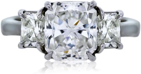 Platinum GIA Certified 3.03ct Radiant Cut Three Stone Engagement Ring in Kuwait