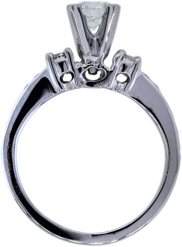 18k White Gold GIA Certified Round Diamond Engagement Ring in Kuwait